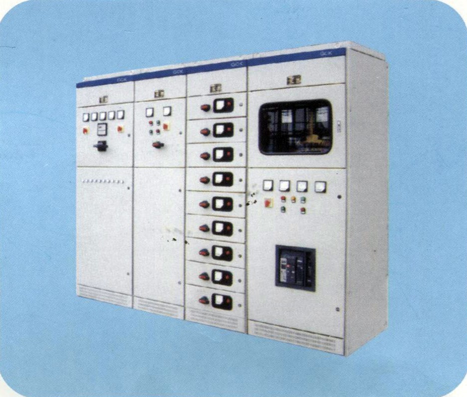 KYN28A-12、2000-31.5戶內(nèi)金屬鎧裝抽開式開關(guān)設(shè)備2